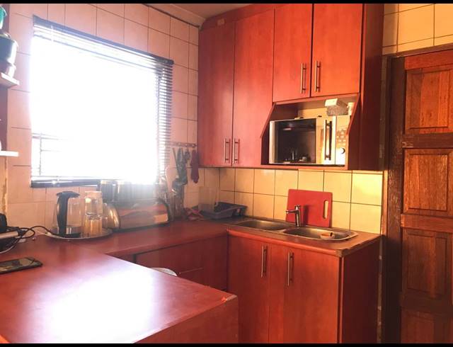 3 BEDROOM HOUSE RENTED IN BIRCH ACRES